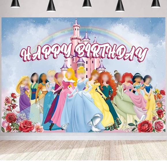Princess birthday banner and bean bag toss game - Picture 3 of 3